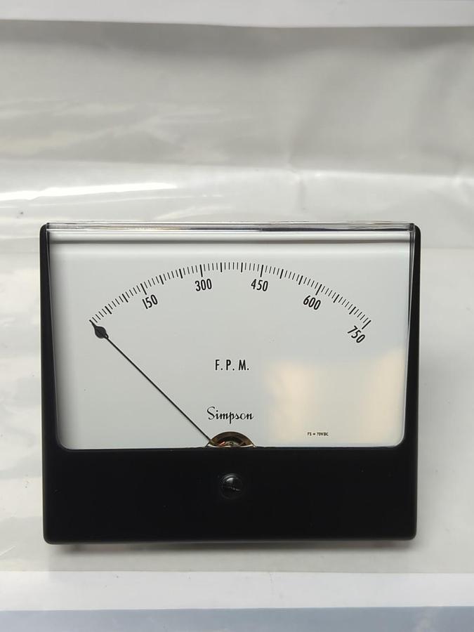 Used SIMPSON,46986,PANEL METER 0-750 F.P.M PRE-OWNED