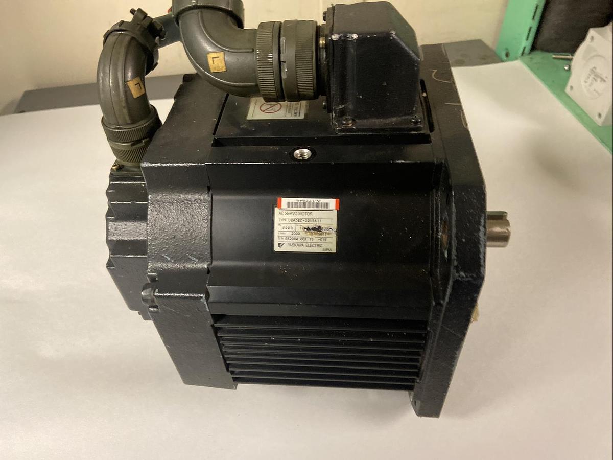 Used Yaskawa,USADED-22YRS11,Servo Motor UTMAH-B15ASB Encoder
