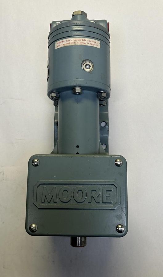Used MOORE PRODUCTS,173S,PNEUMATIC PRESSURE TRANSMITTER