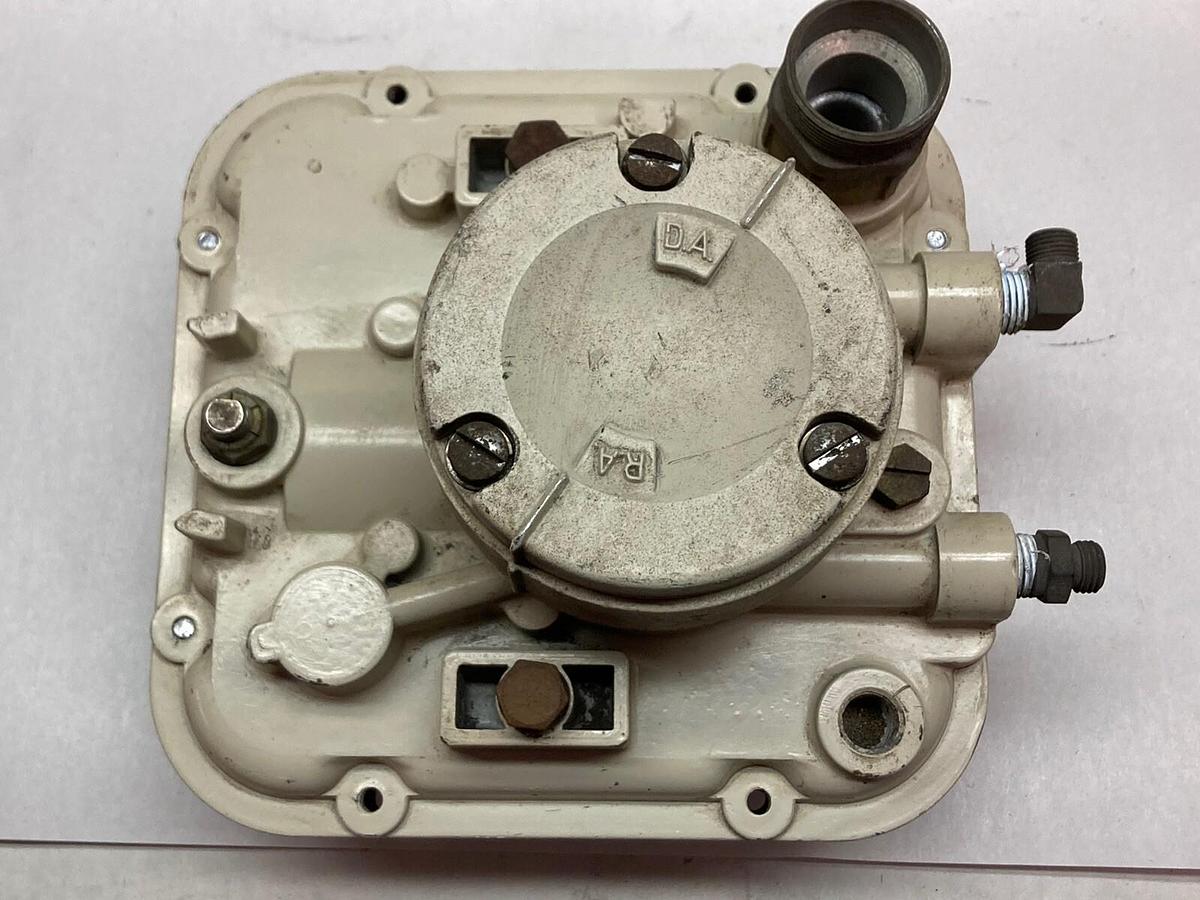 Used Honeywell,NA,Electro-Pneumatic 4-20 MaDC