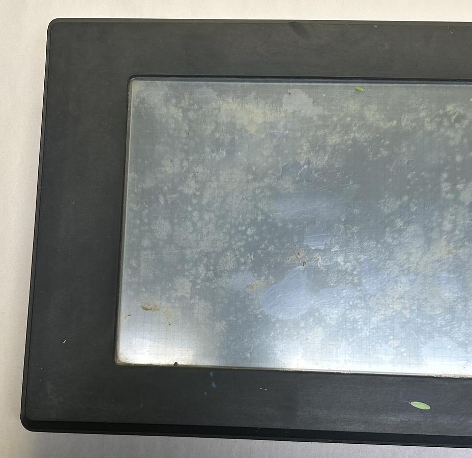 Used KEYENCE,VT3-S10,OPERATOR INTERFACE TOUCH SCREEN