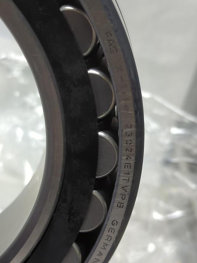 Used FAG,23024,X-LIFE SPHERICAL ROLLER BEARING PRE-OWNED