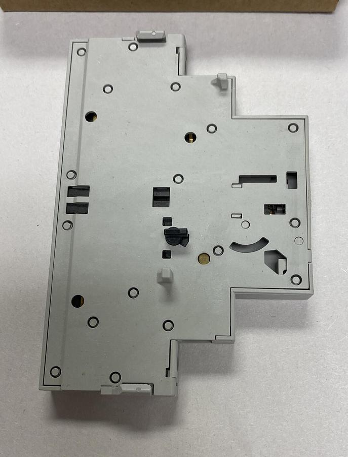 Used ALLEN BRADLEY,140M-C-ASA11,SER A AUXILIARY CONTACT NEW