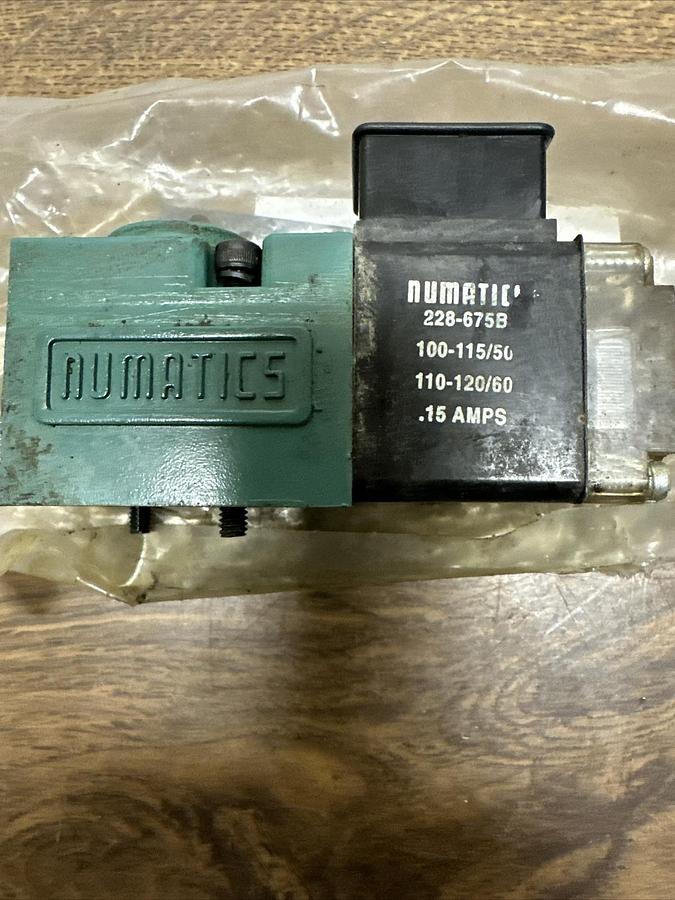 Used Numatics,11SAD400C000030,Valve