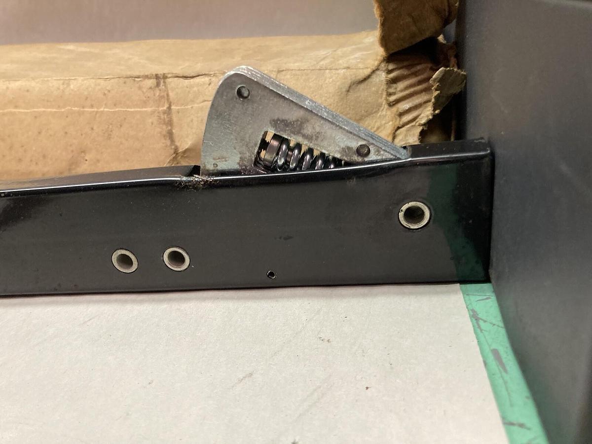 Door Controls International,600 Series,Surface Mounted Coordinator