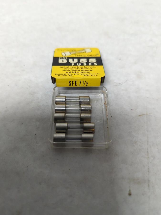 COOPER BUSSMANN,SFE 7-1/2,GLASS FUSE PACK OF 5 NOS