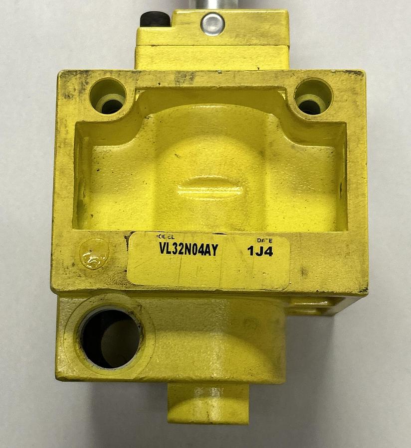 Used ASCO NUMATICS,VL32N04AY,LOCKOUT VALVE