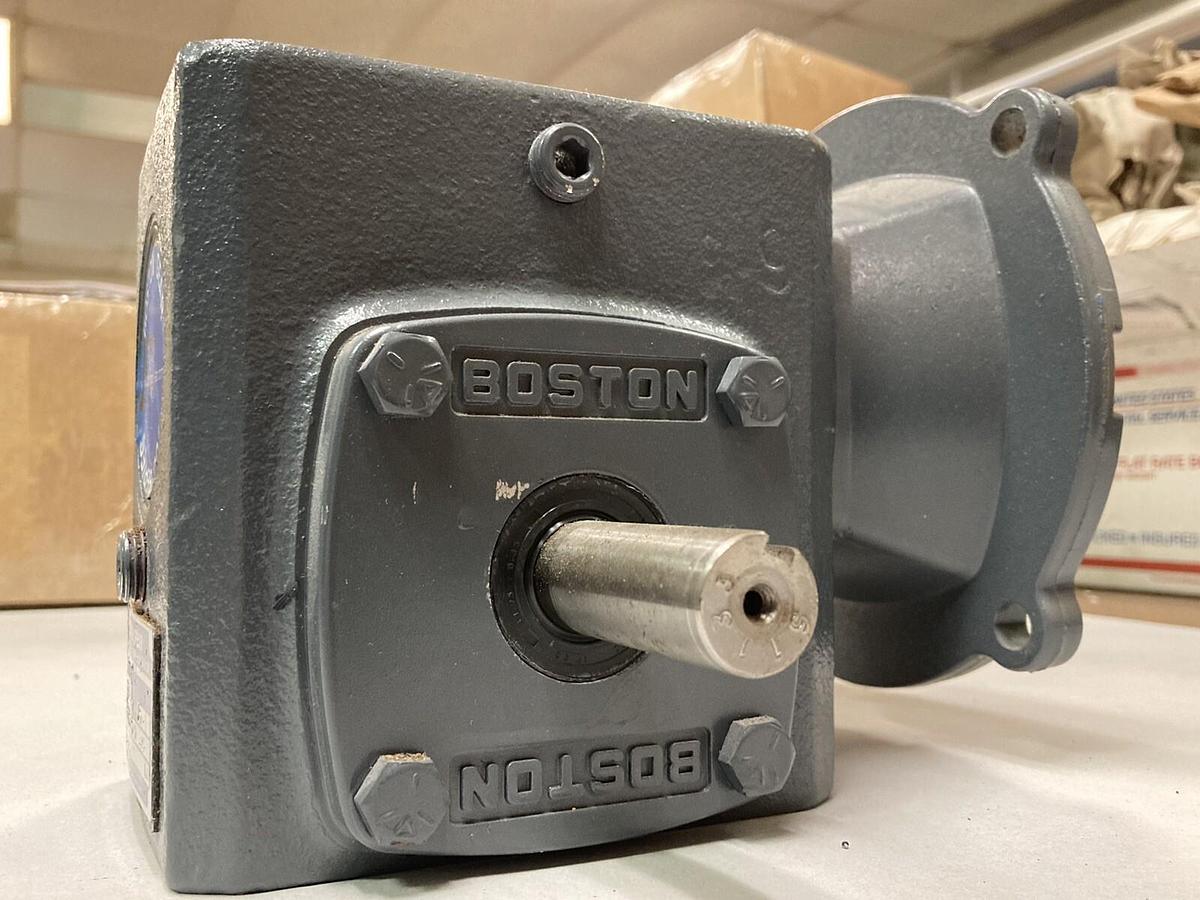 Boston Gear,F715-15-B5-H,Gear Speed Reducer Ratio 15 0.91HP