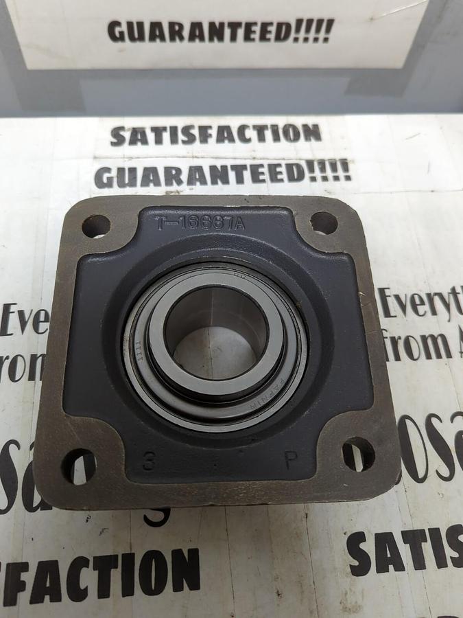 FAFNIR,RCJ 1-11/16,FLANGE BEARING 4-BOLT BASE 1-11/16 INCH BORE MISSING BOX NOS