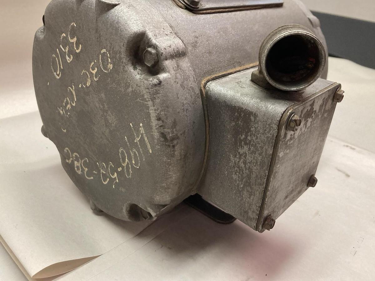 Used Baldor,34K73W312,Industrial Motor 0.08Hp 110/115V 1PH FR 48 1700RPM