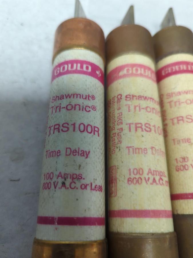 Used GOULD SHAWMUT,TRS100R,TRI-ONIC 100 AMP FUSE LOT OF 3 PRE-OWNED