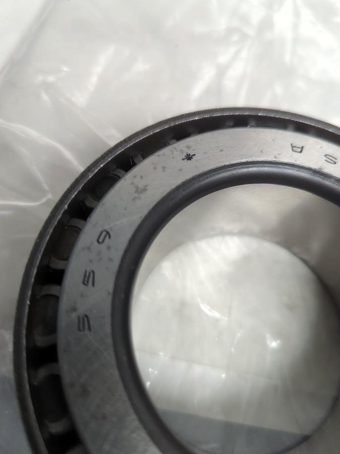 Used TIMKEN,559,ROLLER BEARING CONE 2-1/2 INCH BORE PRE-OWNED