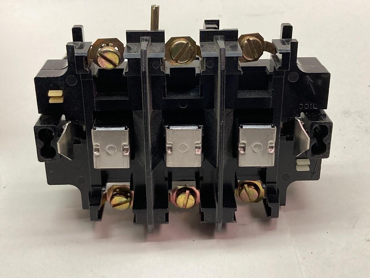 Gould Telemecanique,G223D,Size 2 3-Pole Carrier Assembly