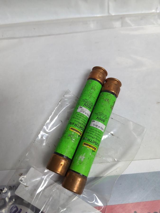 Used COOPER BUSSMANN,FRS-R-8/10,FUSETRON 8/10 AMP FUSE LOT OF 2 PRE-OWNED