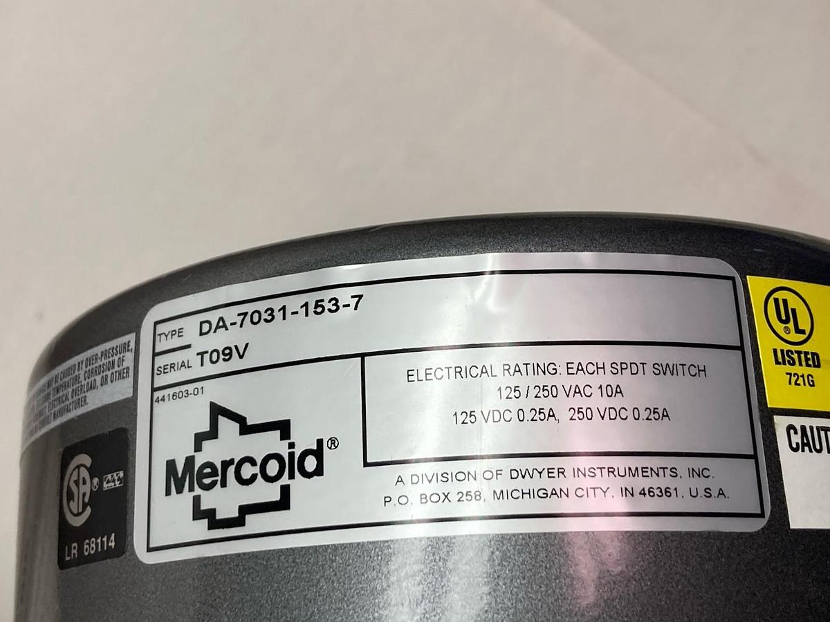 Mercoid,DA-7031-153-7,Pressure Switch 5-150PSIG 125/250Vac 10A