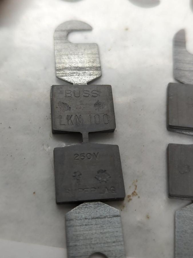 COOPER BUSSMANN,LKN 100,SUPER-LAG FUSE LIKE 250V BOX OF 10 NOS