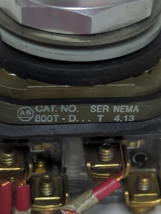 Used ALLEN BRADLEY,800T-D,SERIES T EMERGENCY STOP PUSH BUTTON PRE-OWNED