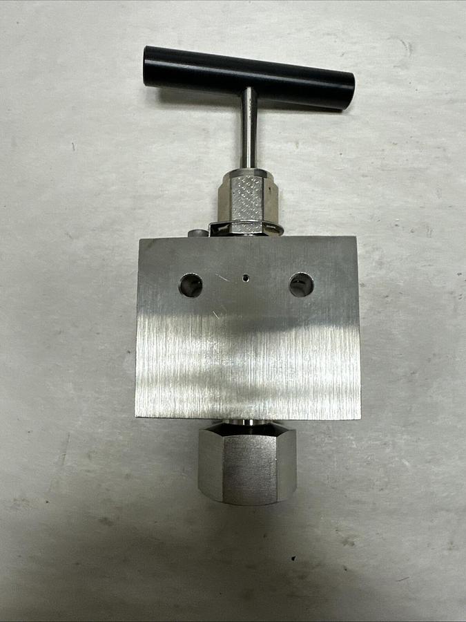 Swagelock,SS-645-FPAR,Manifold 45000 PSI