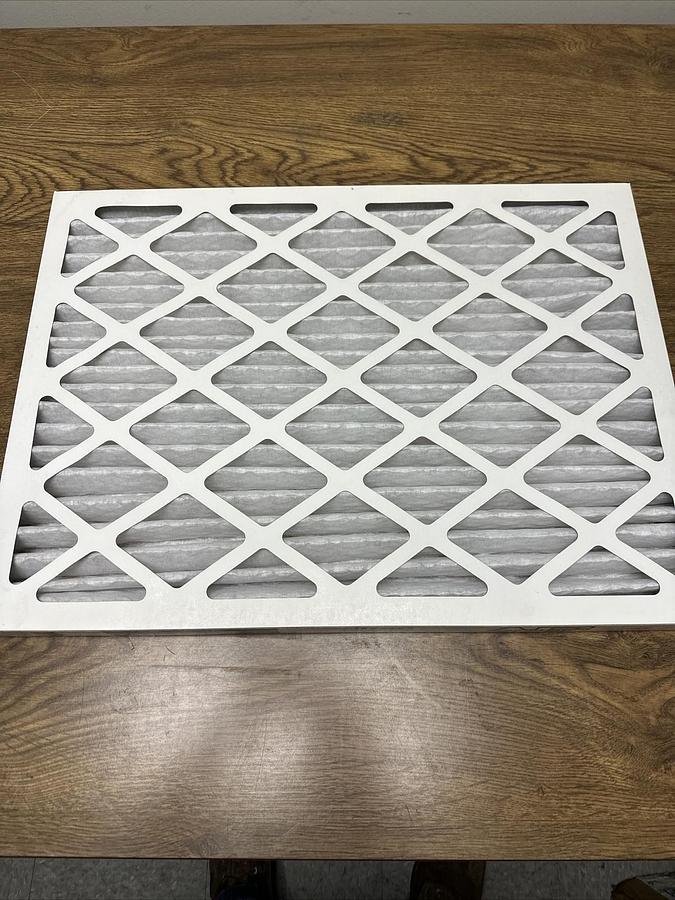 Used Airguard,DP40-STD2-212 18x24x2,Air Filter