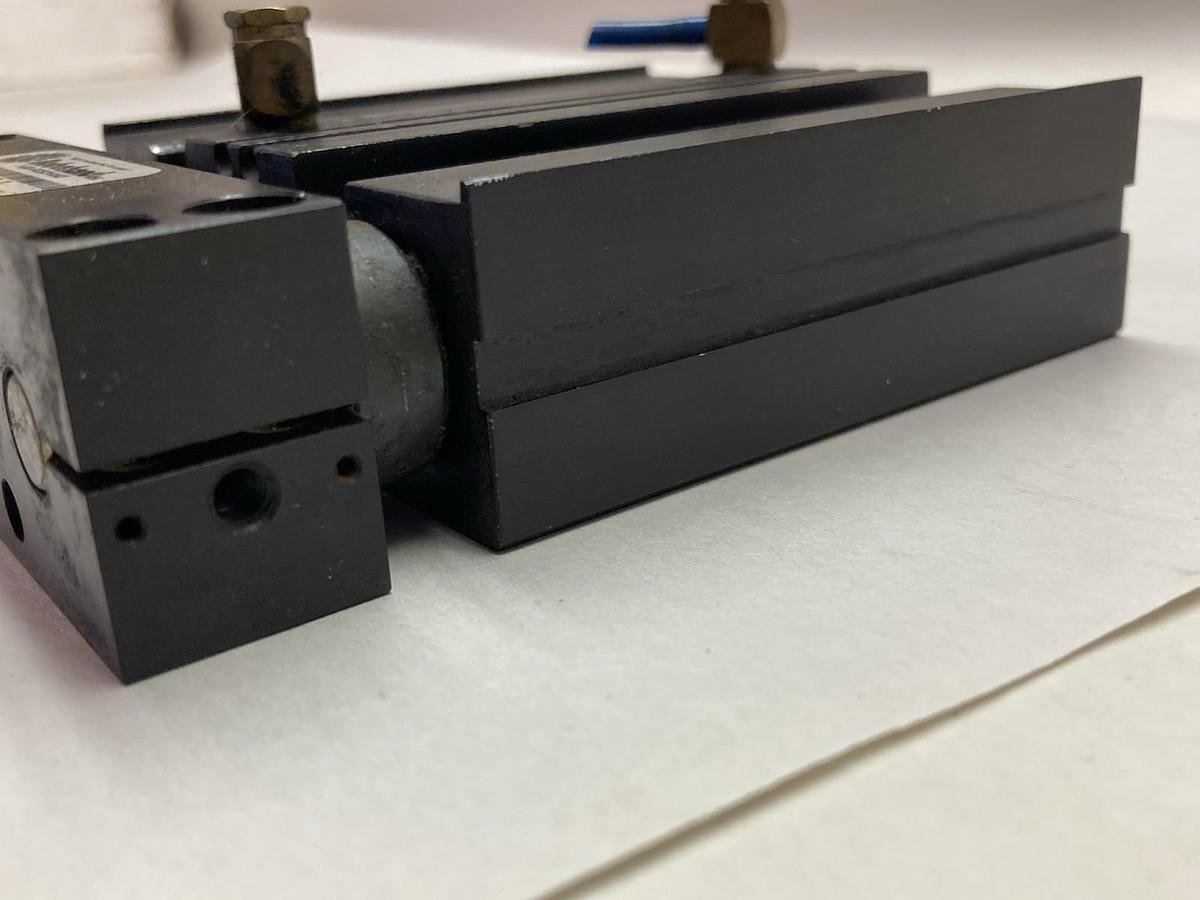 Used Robohand,DLK-10-B-B-0.5-D,Pneumatic Slide ASM:40 CHK:11
