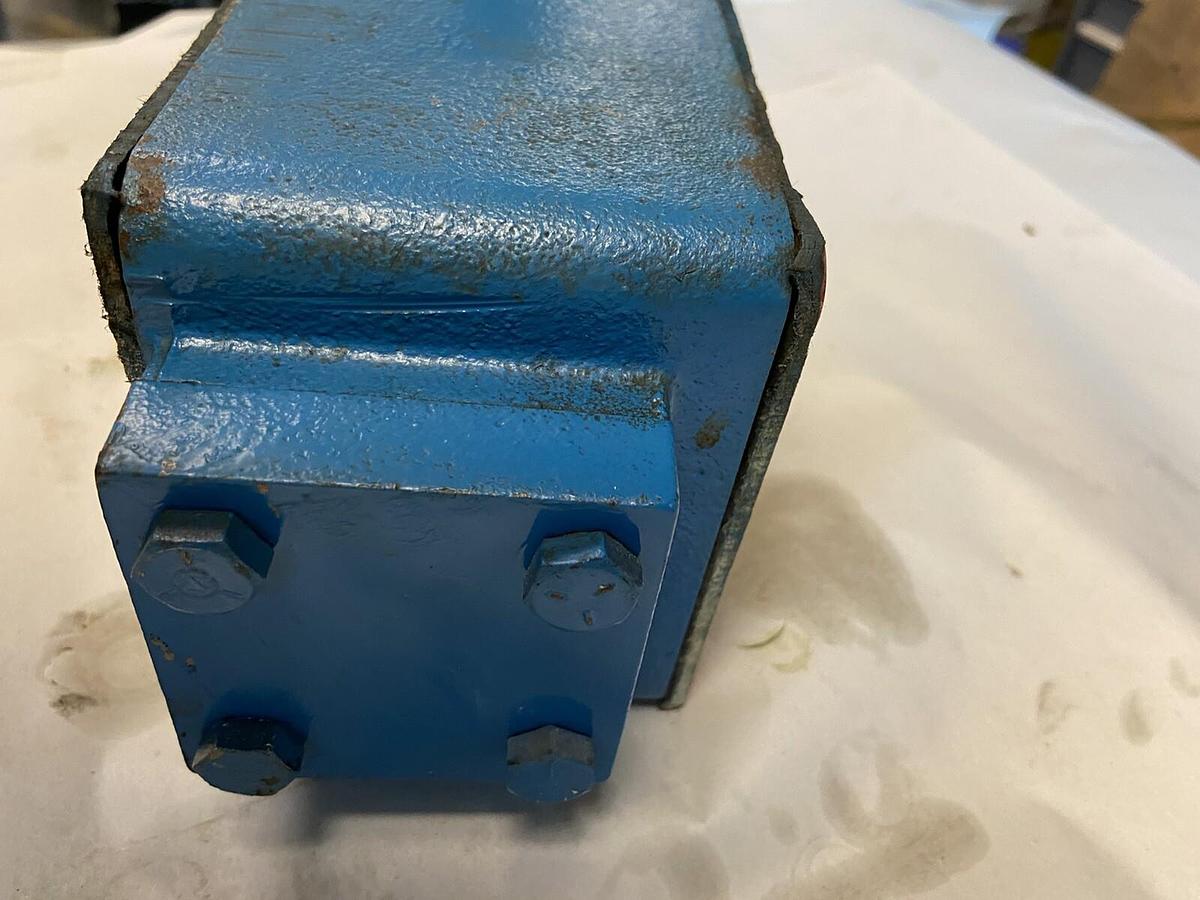 Used Vickers,DGX-06-2FE-50,Pressure Control Valve Remanufactured