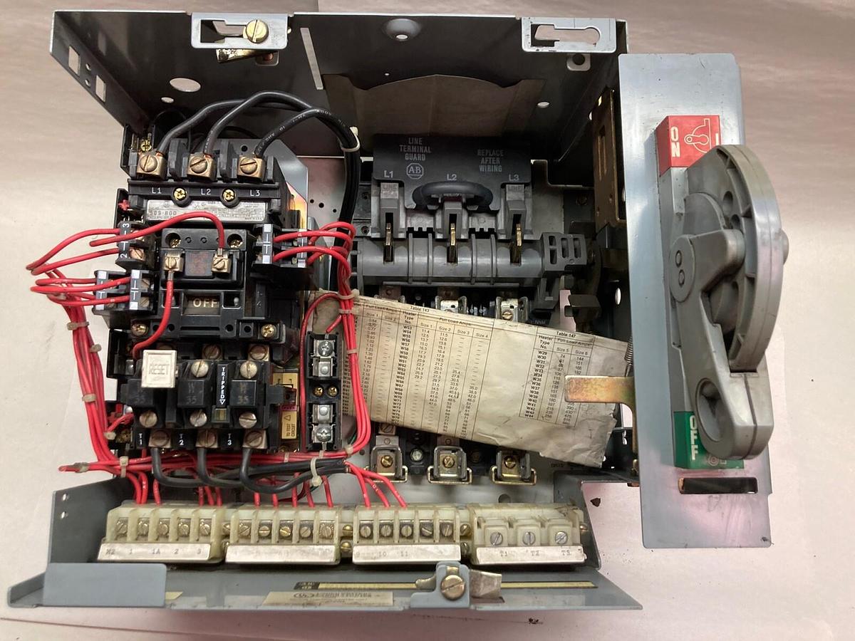 Used Allen-Bradley,2113B,12 INCHES Size 1 Starter Bucket