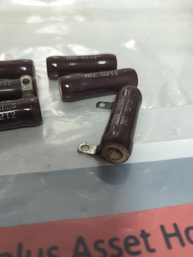 Used OHMITE,0212,RESISTOR 25 WATT 5000 OHMS LOT OF 6 PRE-OWNED