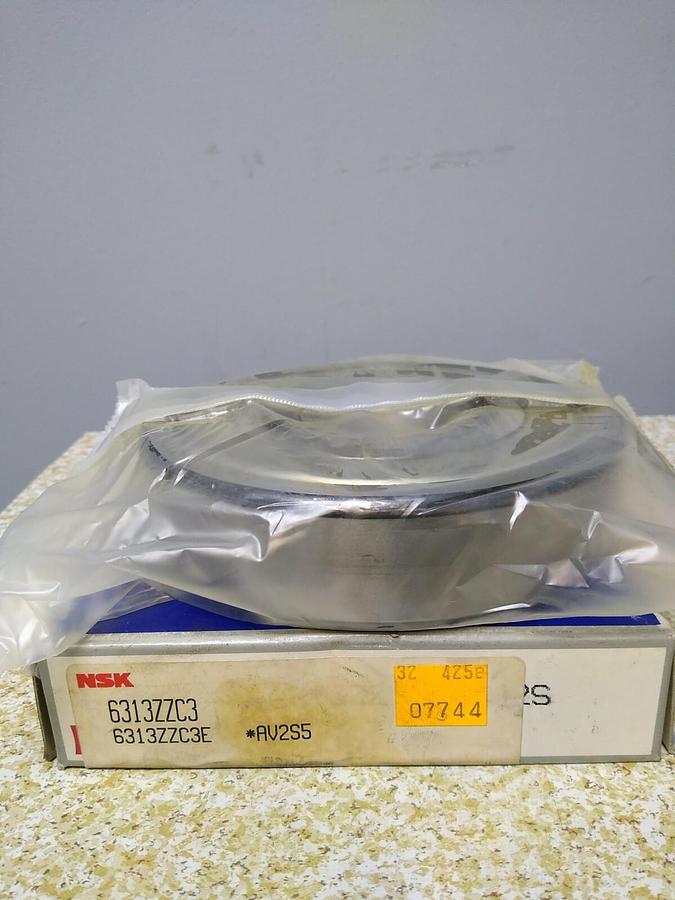 Used NSK,6313ZZC3,Deep Groove Ball Bearing Double Shielded NOS
