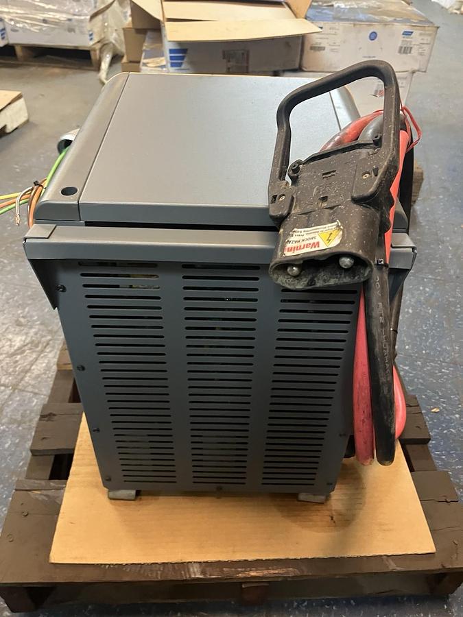 Used ENERSYS,EI3-JN-5Y,FORKLIFT BATTERY CHARGER 36/40 CELLS 1000/900AH 480V 3PH
