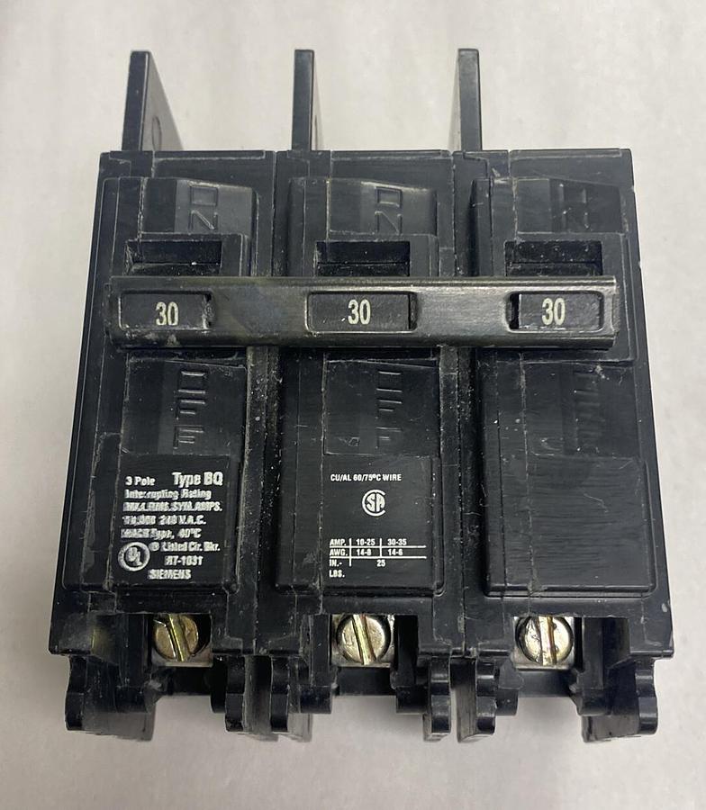 Used SIEMENS,BQ3B030,Circuit Breaker 30 Am 240 Volt 3 Pole