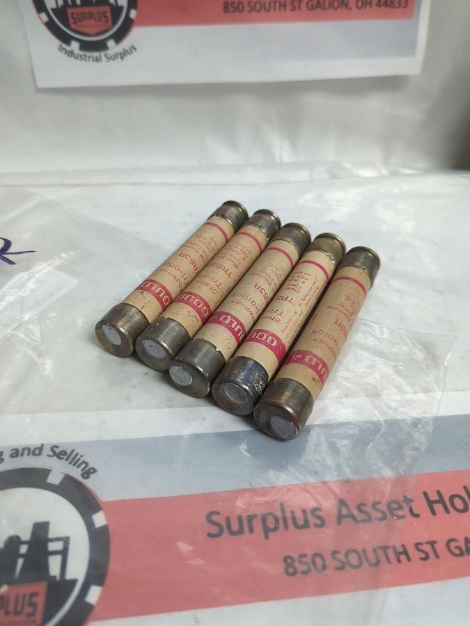 Used GOULD SHAWMUT,TRS3R,TRI-ONIC 3 AMP FUSE LOT OF 5 PRE-OWNED