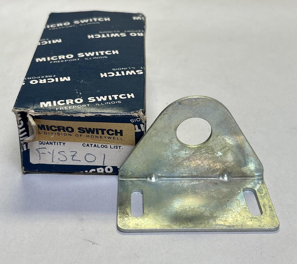 HONEYWELL MICROSWITCH,FYSZ01,MOUNTING BRACKET NOS