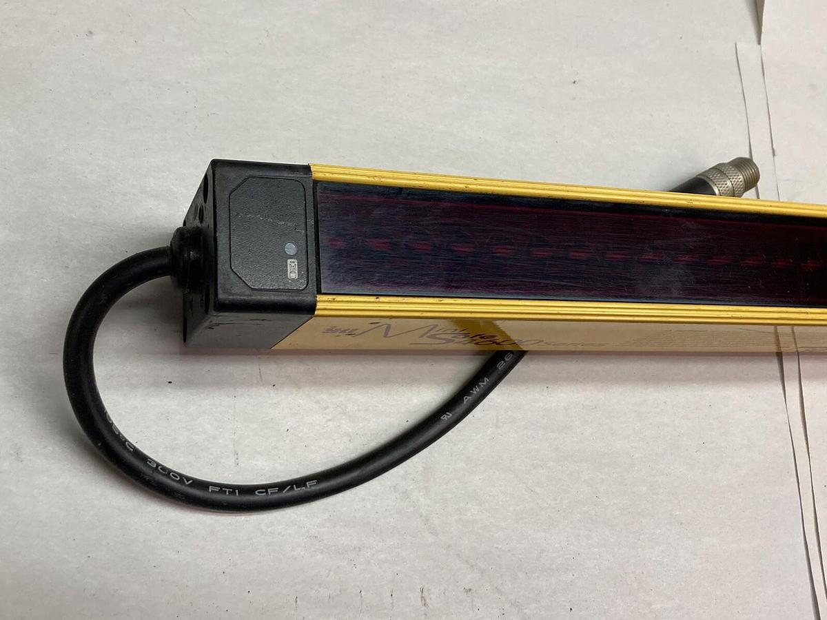 Used STI,MS46-30-870-Q2-X-SC1,Safety Light Curtain Transmitter