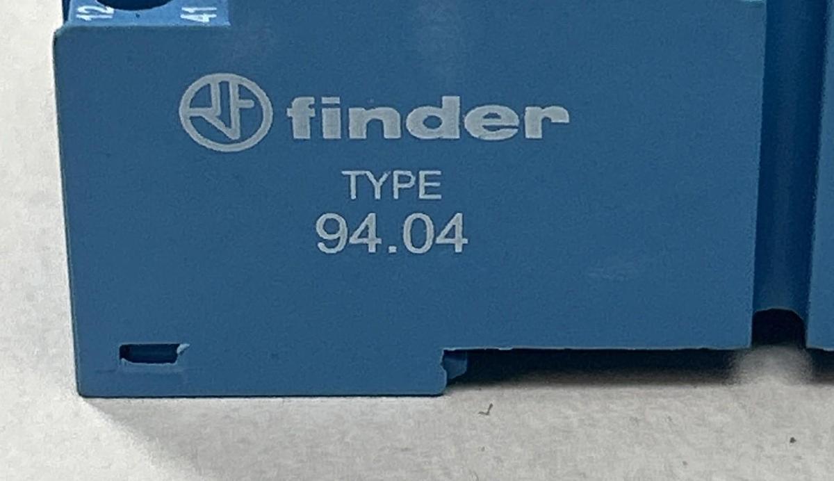Used FINDER,94.04,SOCKET RELAY LOT OF 13