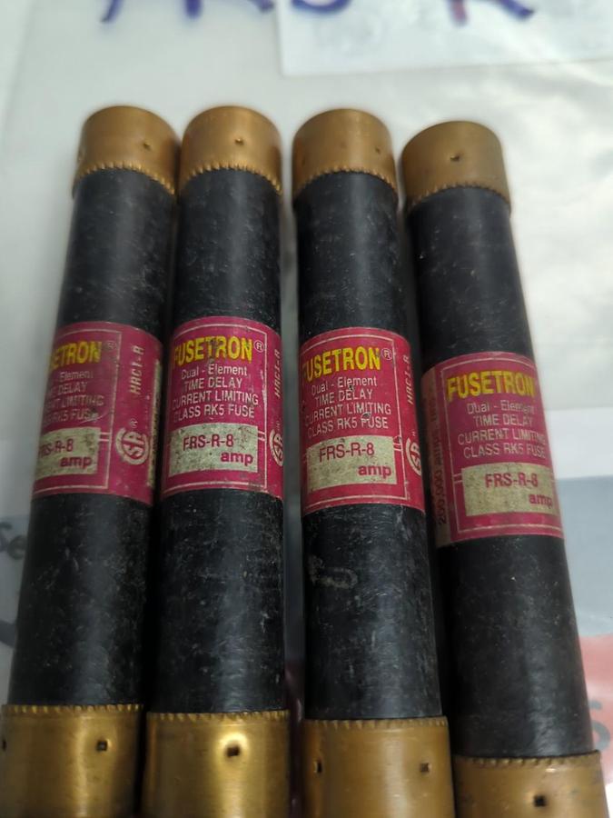 Used COOPER BUSSMANN,FRS-R-8,FUSETRON 8 AMP FUSE LOT OF 4 PRE-OWNED