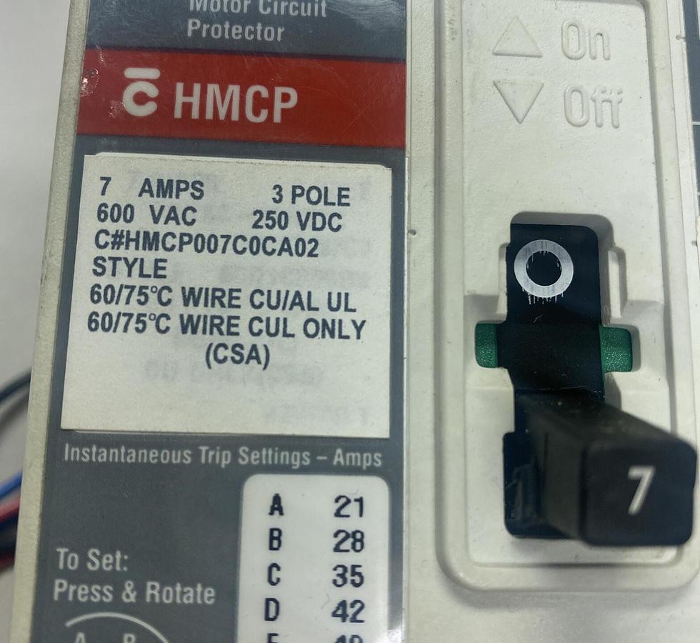 Used CUTLER HAMMER,HMCP007C0CA02,CIRCUIT BREAKER 7A 600V 3P