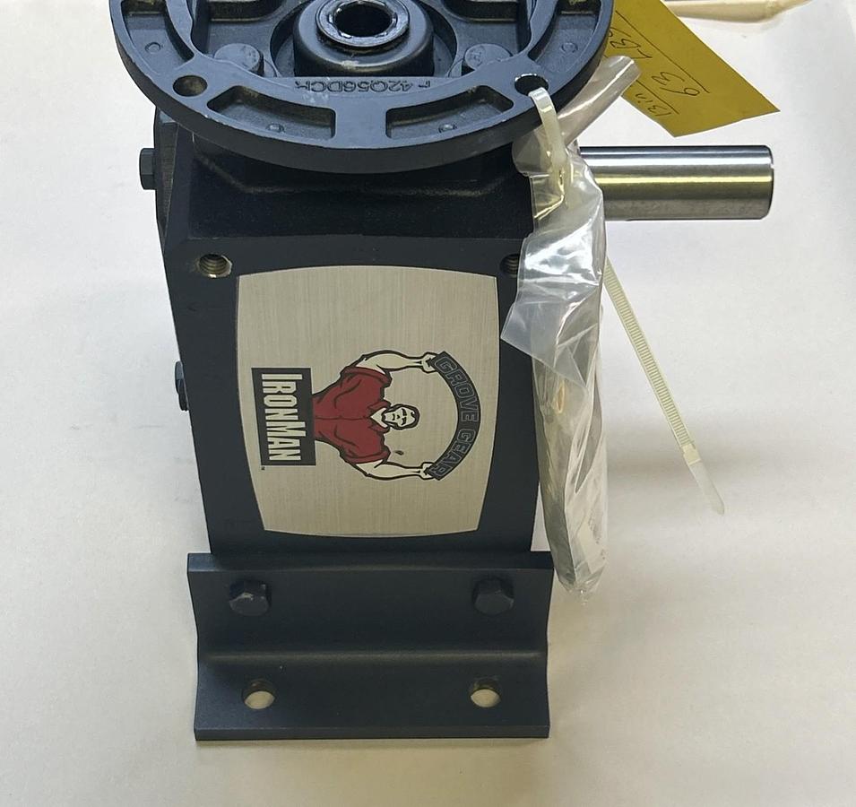 GROVE GEAR,GR-JMQ-830-60-L-140,RIGHT ANGLE GEAR SPEED REDUCER 1.637HP 60:1 RATIO