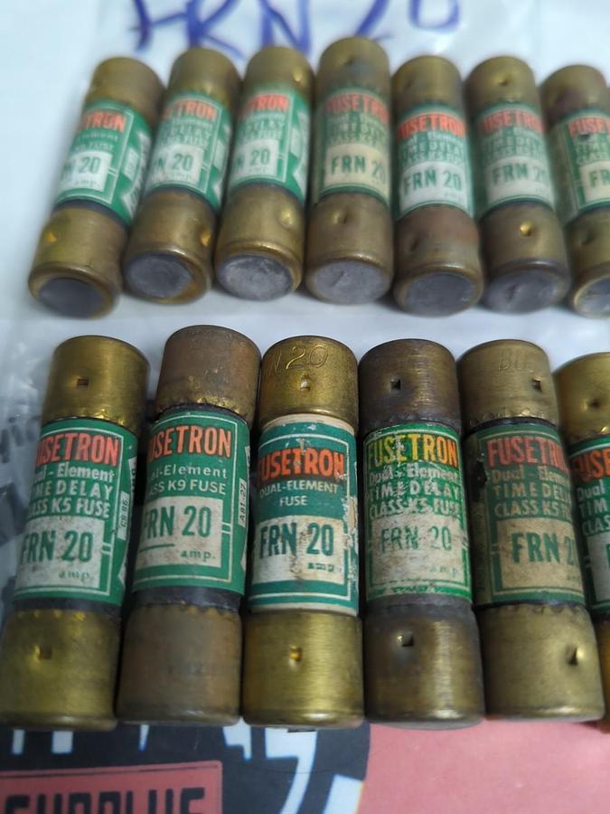 Used COOPER BUSSMANN,FRN20,FUSETRON 20 AMP FUSE LOT OF 17 PRE-OWNED