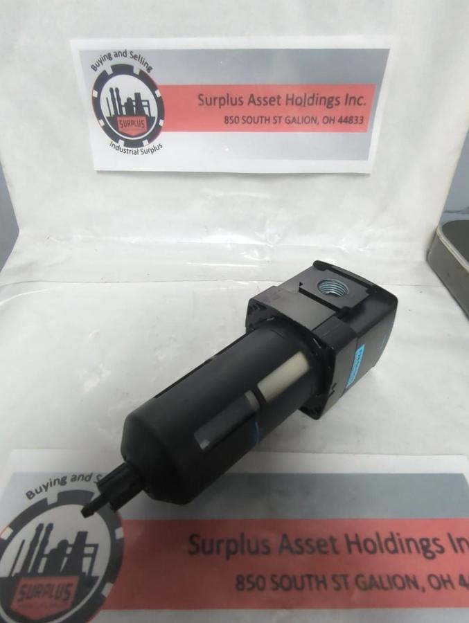 Used WILKERSON,F28-04-SK00,COMPRESSED AIR FILTER PRE-OWNED