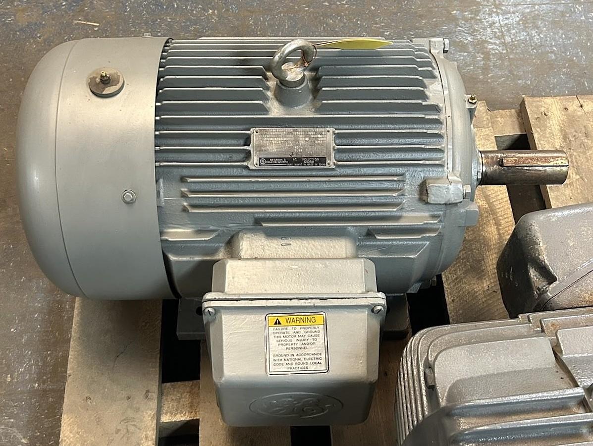 Used GENERAL ELECTRIC,5KE326BFC205A,AC MOTOR 50HP 1765RPM 460V 3PH 326T FRAME