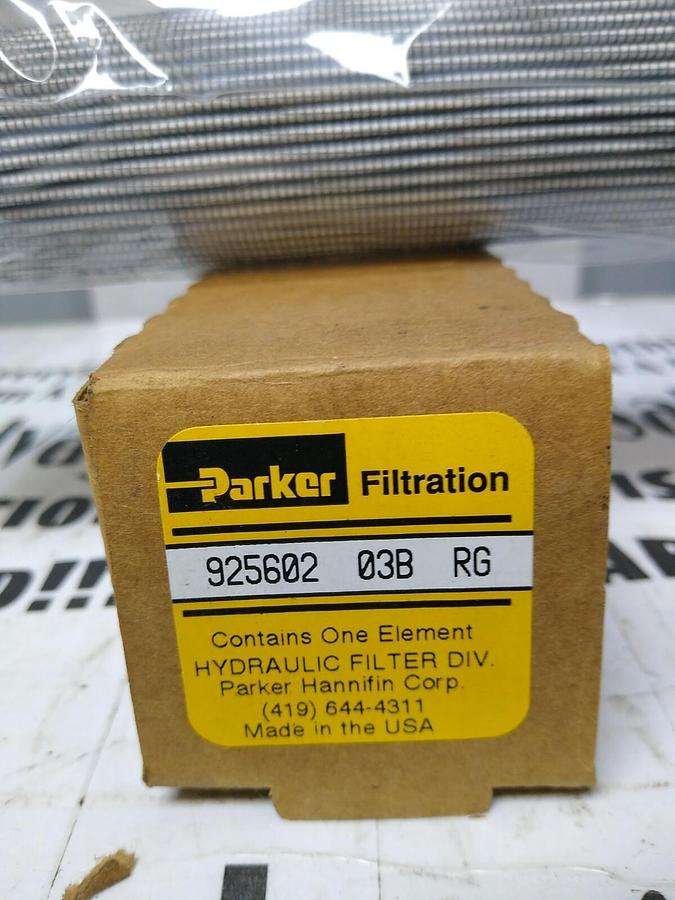 Used Parker,925602 03B  RG,Oil Filter NOS