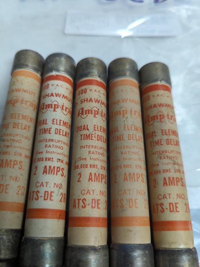 Used SHAWMUT,ATS-DE 2R,AMP-TRAP 2 AMP FUSE LOT OF 5 PRE-OWNED
