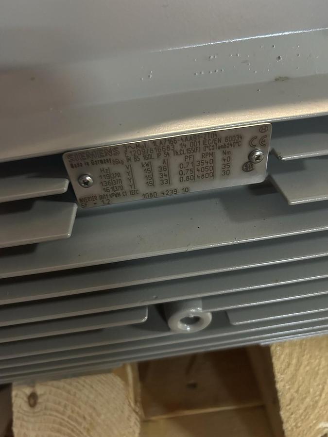 SIEMENS,1LA7166-4AA91-Z104,MOTOR 15KW 370V 3540/4800RPM 3PH 160L FRAME