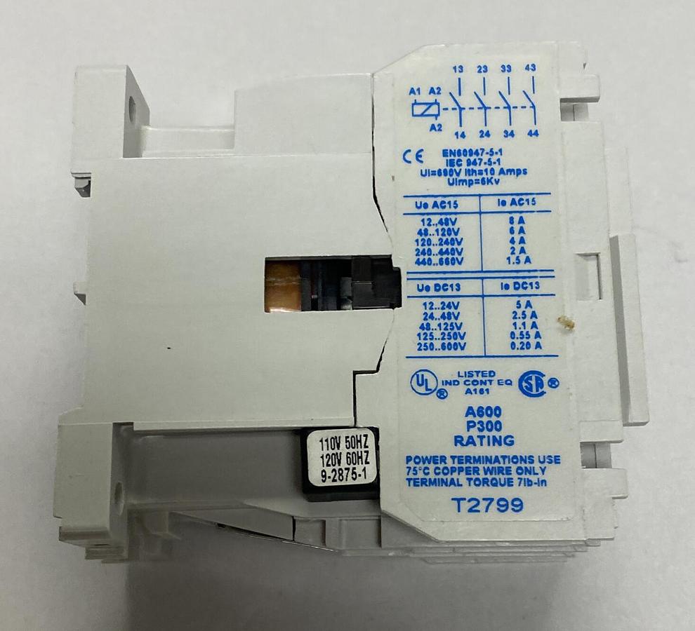 Used Cutler-Hammer,D15CR40AB,Freedom Series Multipole Relay 4 Pole 600V New