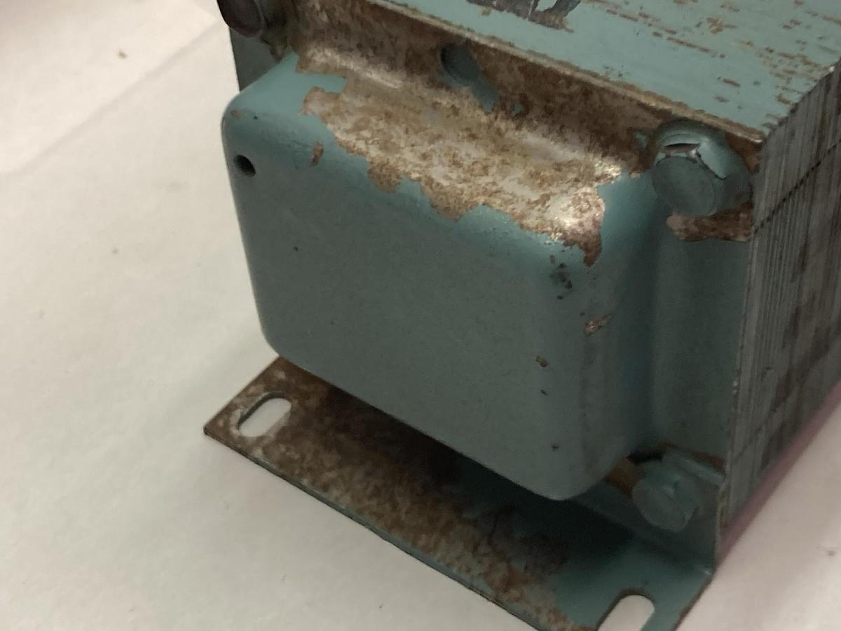 Used Hevi-Duty,P1FB100,1-Phase General Purpose Transformer 240/480V 60Hz 0.100kVa