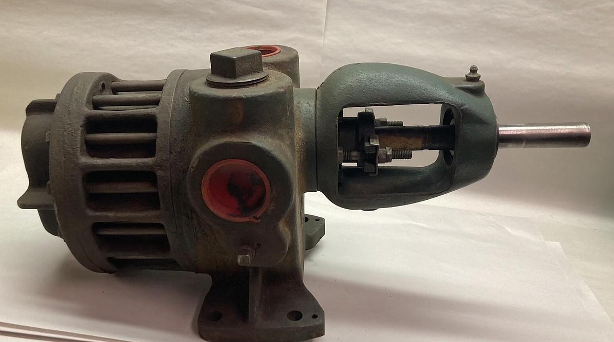 Used Roper,Figure 1F35 Type 27,Positive Displacement Gear Pump