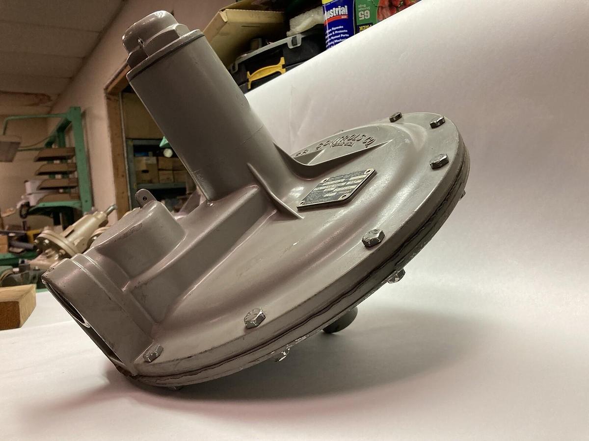 Used Fisher Controls,S201-CMK,Pressure Regulator 3/4 Inch Port