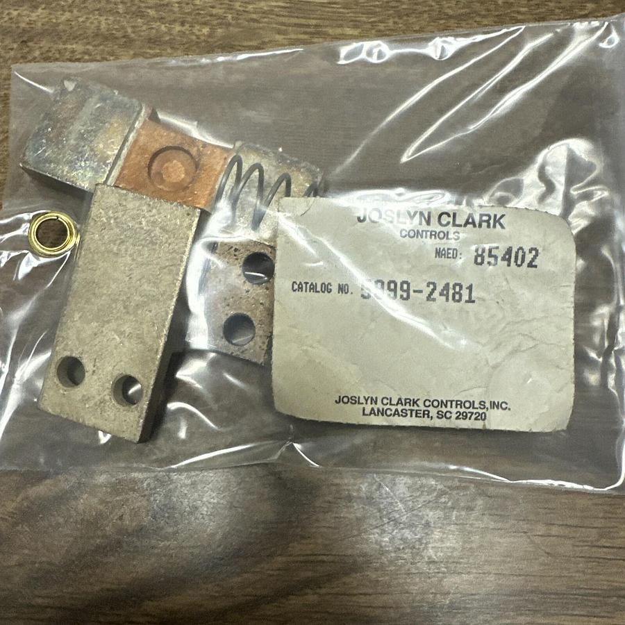 Joslyn Clark,5999-2481,One Pole Contact Kit 85402