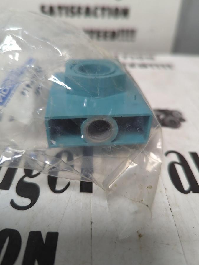 Used WILKERSON,GPA-95-919,MANIFOLD BLOCK NEW