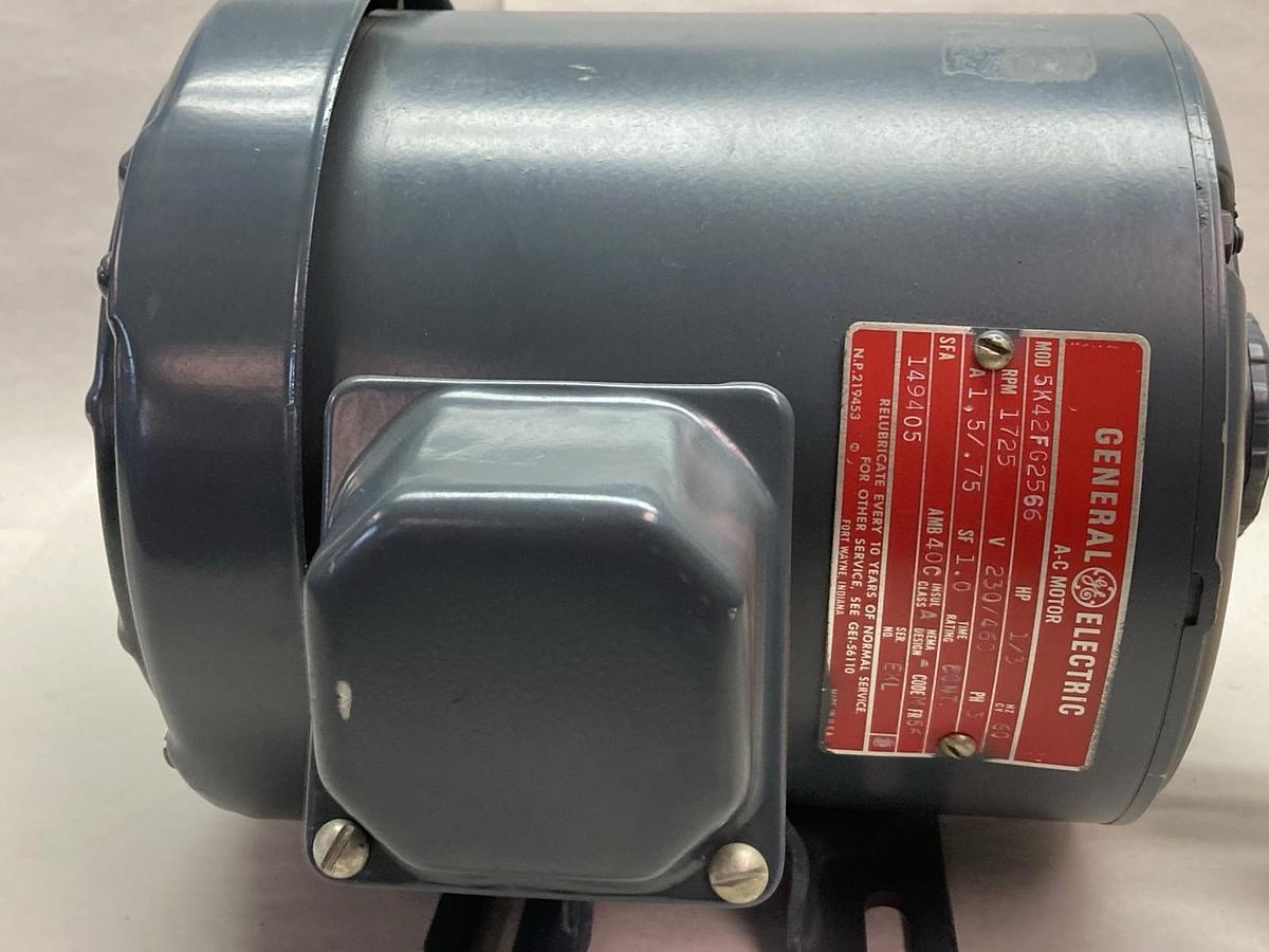 Used General Electric,5K42FG2566,3-Phase A-C Motor 1/3Hp 230/460V 1725RPM 56 Frame